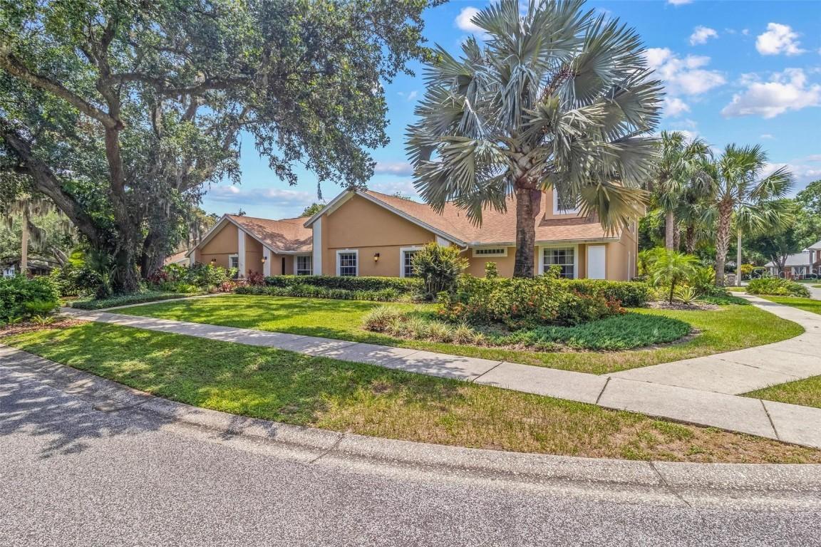 6407 E 112th Ave., Temple Terrace, FL 33617