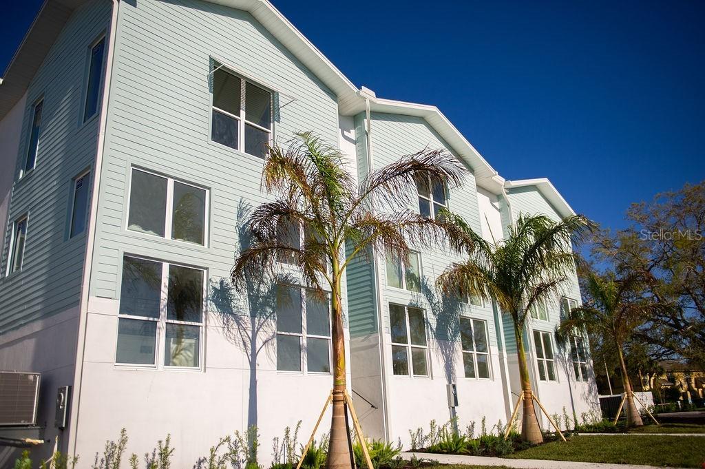 3820 Pompano Dr., St Petersburg, FL 33705
