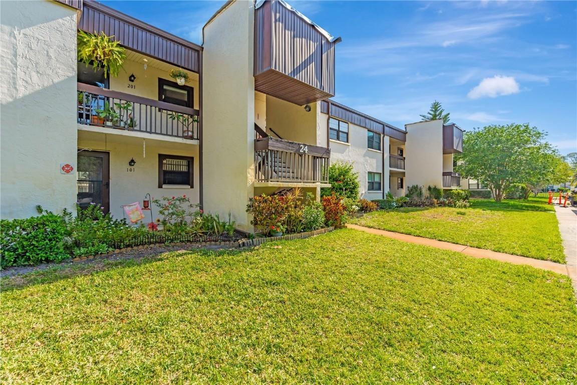 2400 Winding Creek Blvd. #24-102, Clearwater, FL 33761