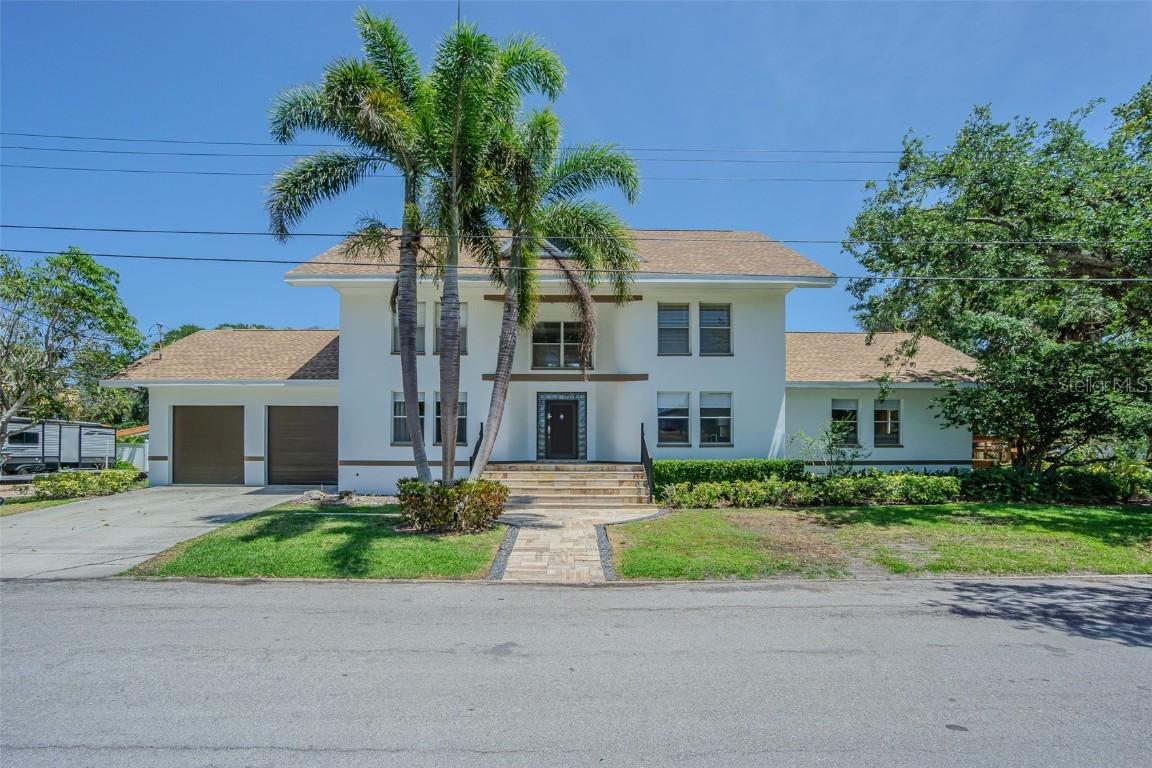 2114 S Venus St., Tampa, FL 33629