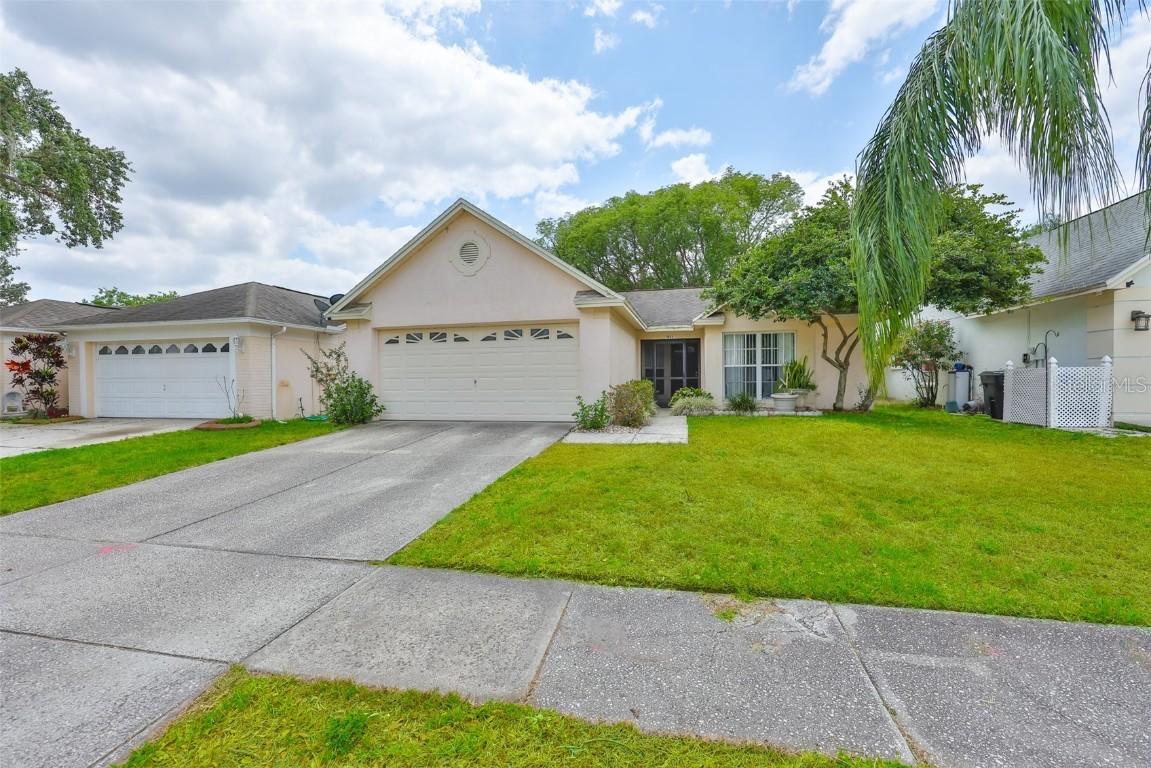 1005 Hardwood Dr., Valrico, FL 33596