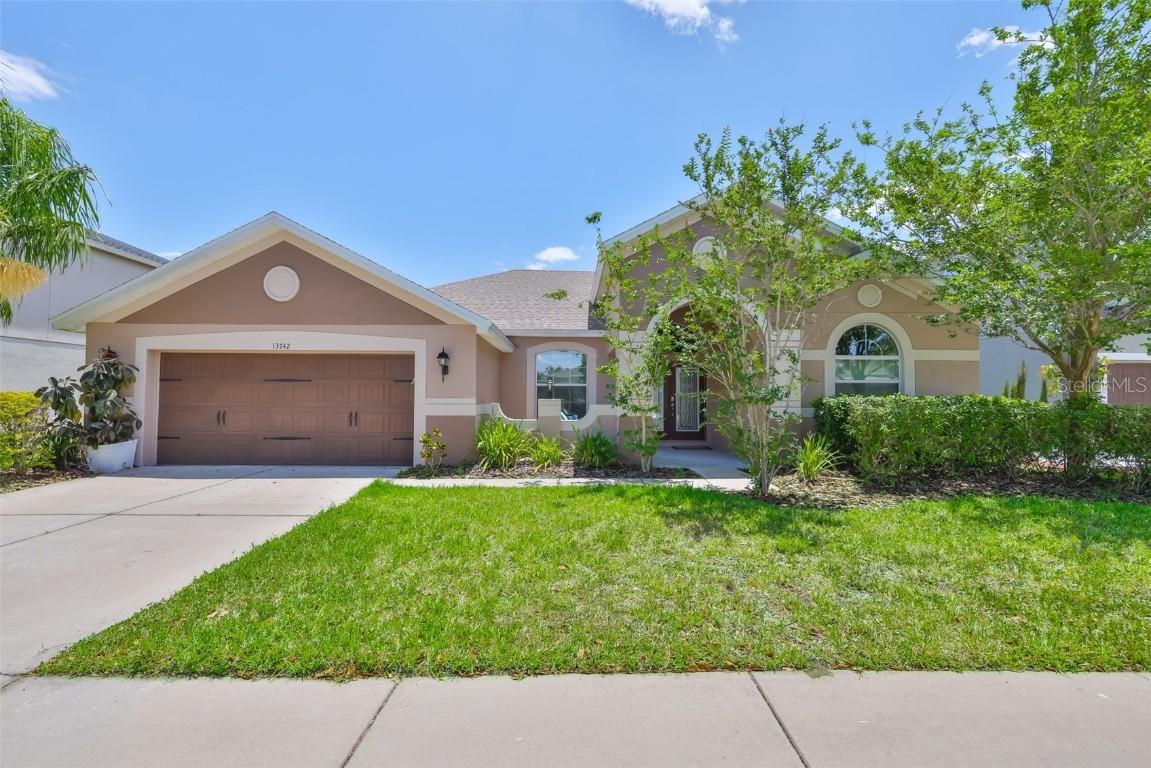 13742 Artesa Bell Dr., Riverview, FL 33579