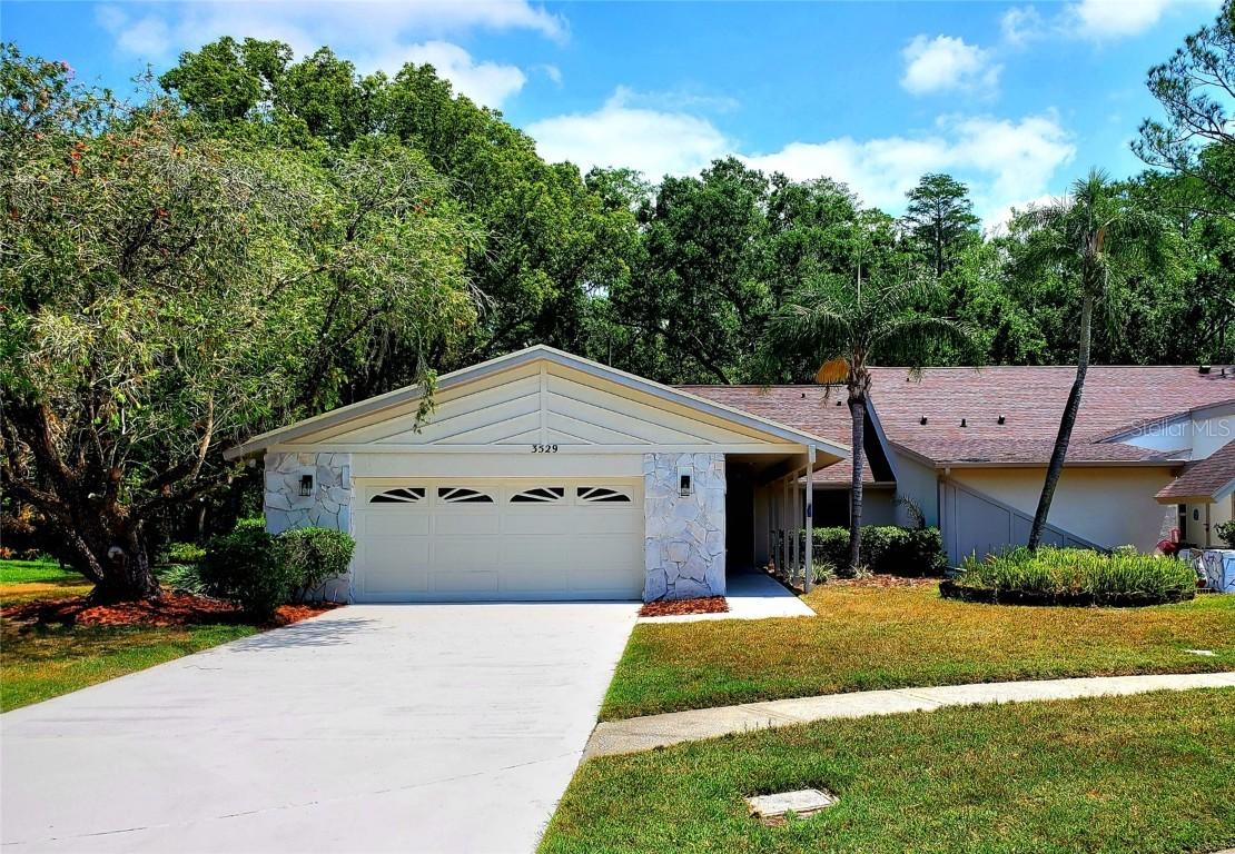 3529 Tanglewood Tr., Palm Harbor, FL 34685