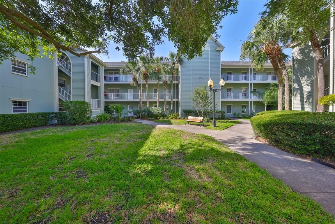 330 Promenade Dr. #206, Dunedin, FL 34698