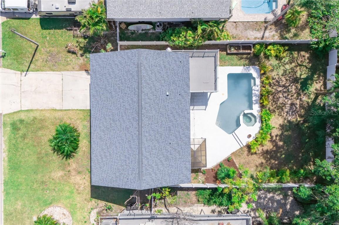 320 Crosswinds Dr., Palm Harbor, FL 34683