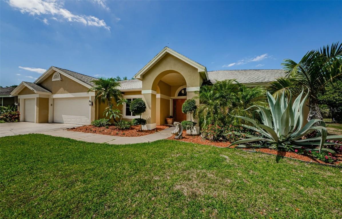 4452 Bardsdale Dr., Palm Harbor, FL 34685