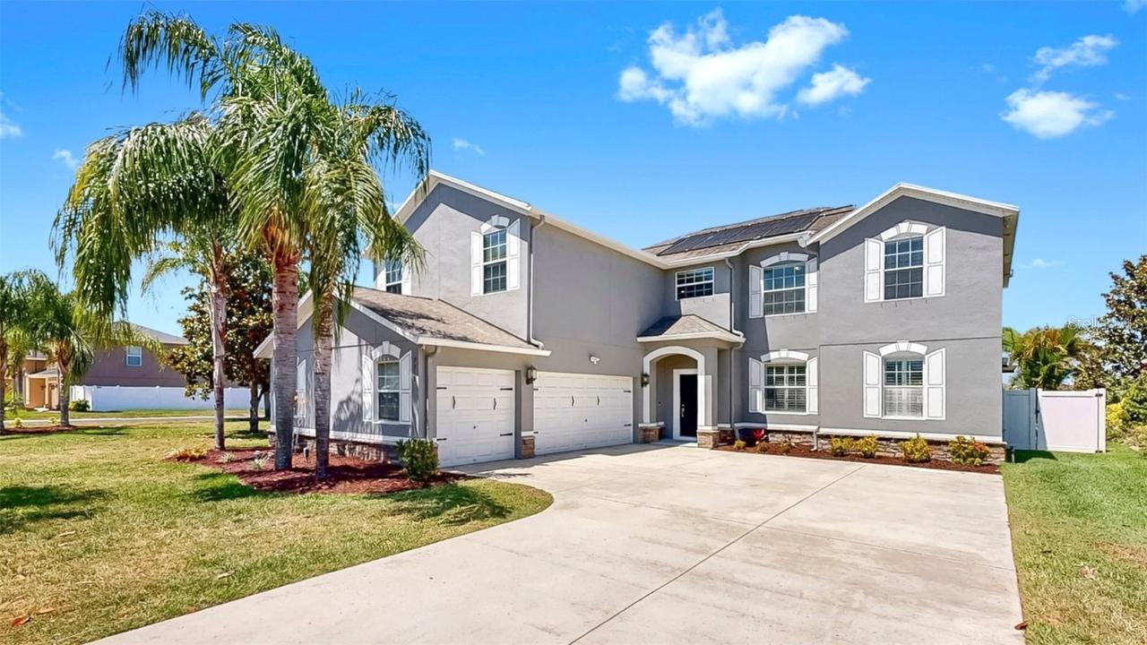 2517 Cumberland Cliff Dr., Ruskin, FL 33570