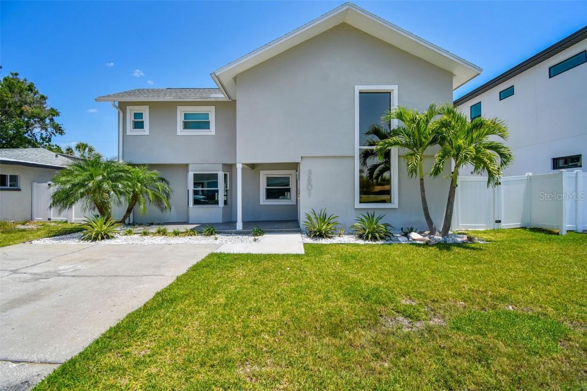 3801 NE Huntington St., St Petersburg, FL 33703