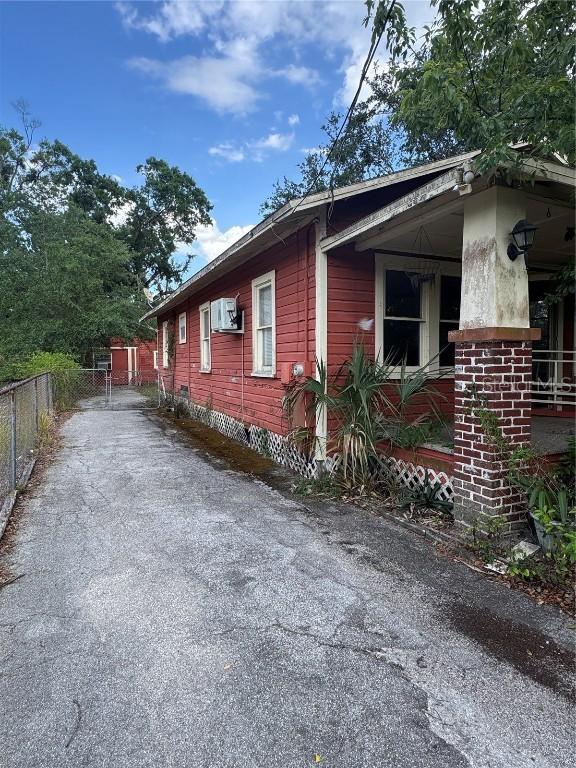 7807 N Mulberry St., Tampa, FL 33604