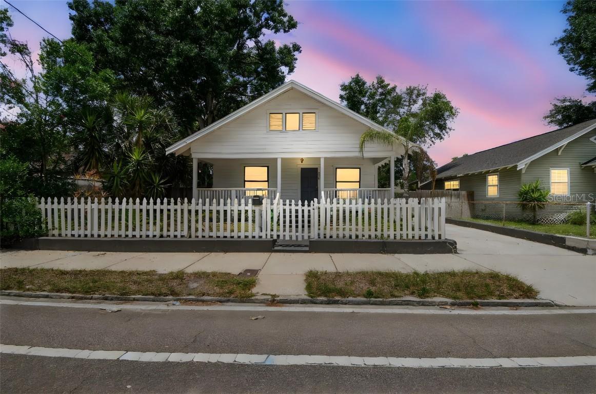 3806 N Tampa St., Tampa, FL 33603