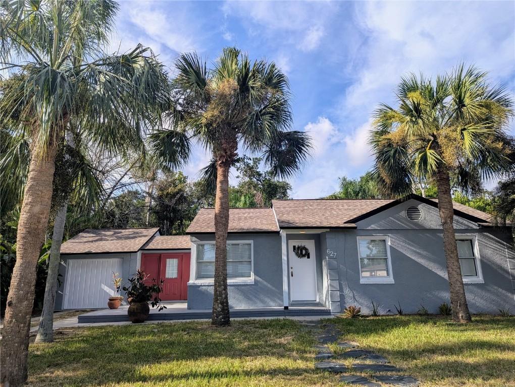 627 Riverside Dr., Tarpon Springs, FL 34689