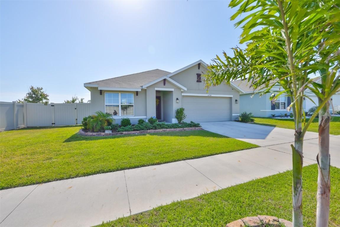 16704 Sunburst Lake St., Wimauma, FL 33598