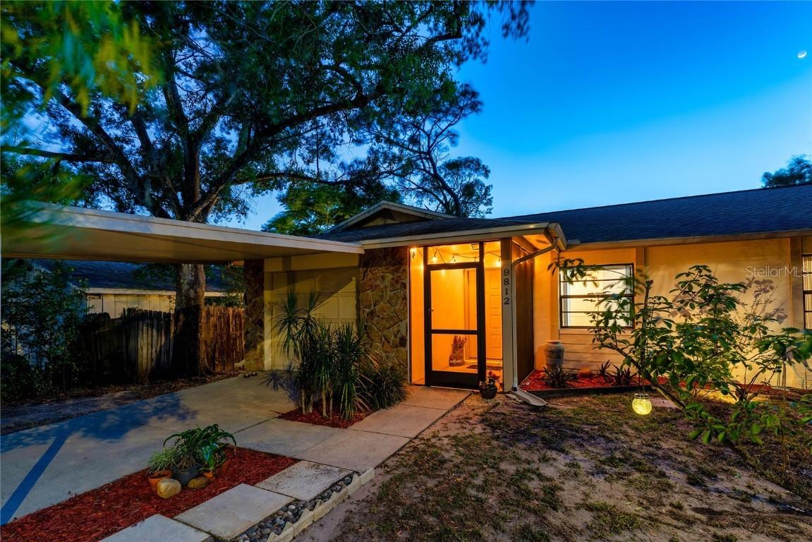 9812 N Pawnee Ave., Tampa, FL 33617