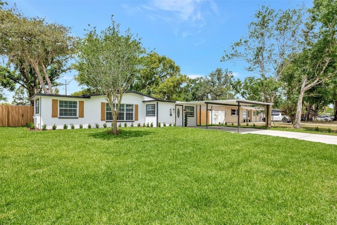 918 Skyview Dr., Brandon, FL 33510