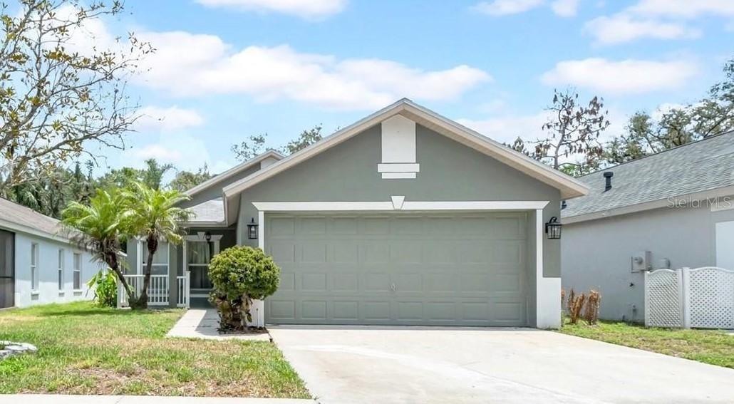 5825 Meadowpark Pl., Lithia, FL 33547