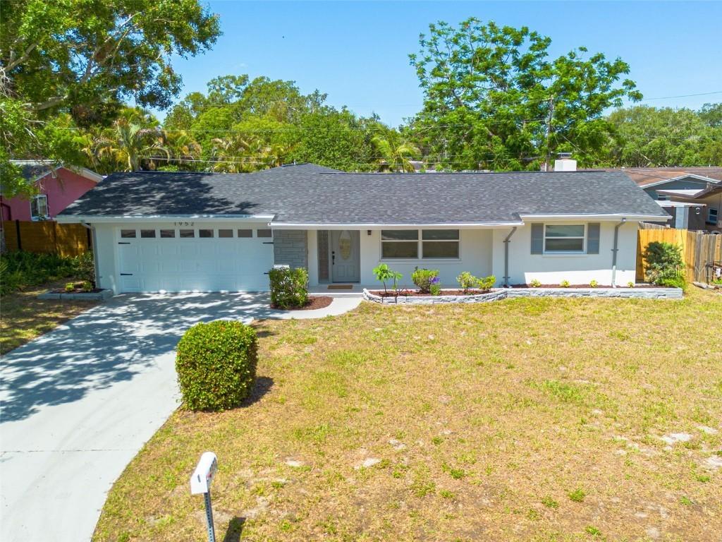 1952 Algonquin Dr., Clearwater, FL 33755