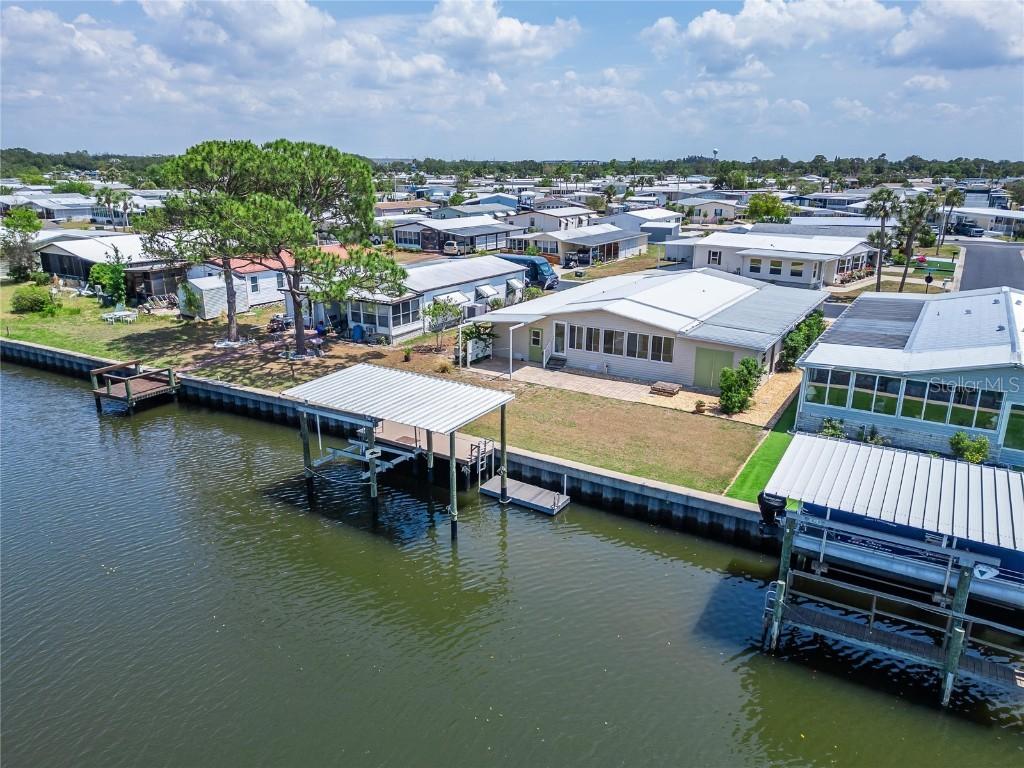 210 N Saint Thomas Cir., Apollo Beach, FL 33572