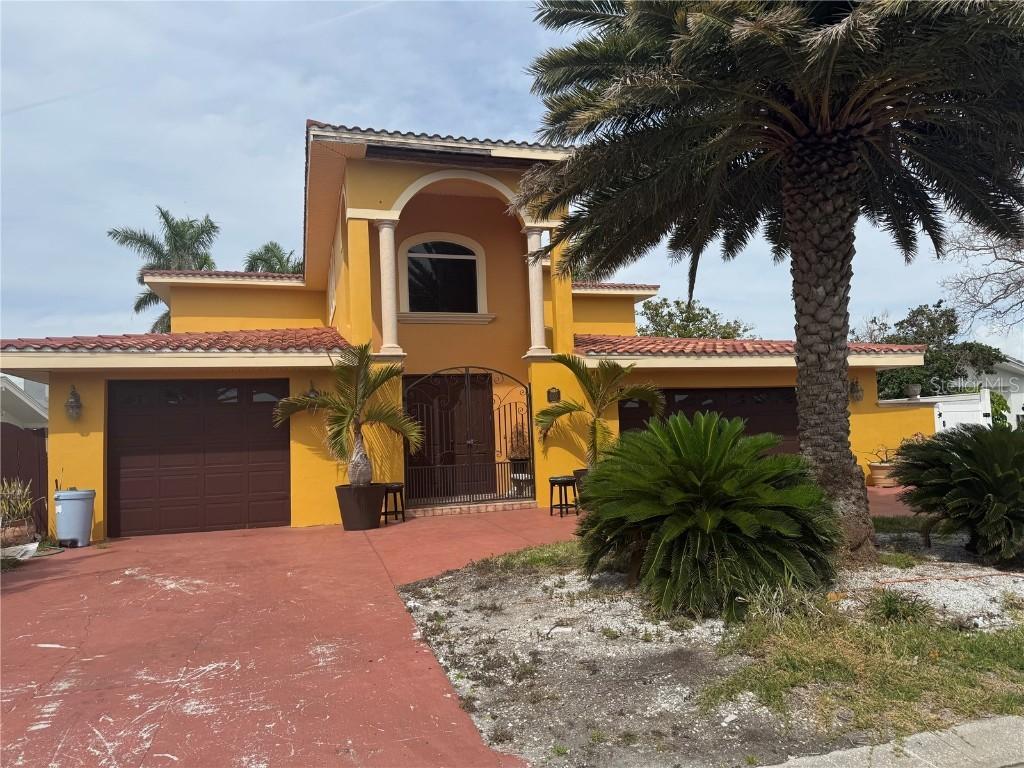 11105 8th St., Treasure Island, FL 33706