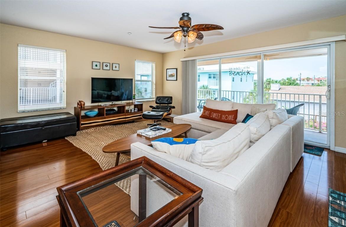 1912 Gulf Blvd. #305, Indian Rocks Beach, FL 33785