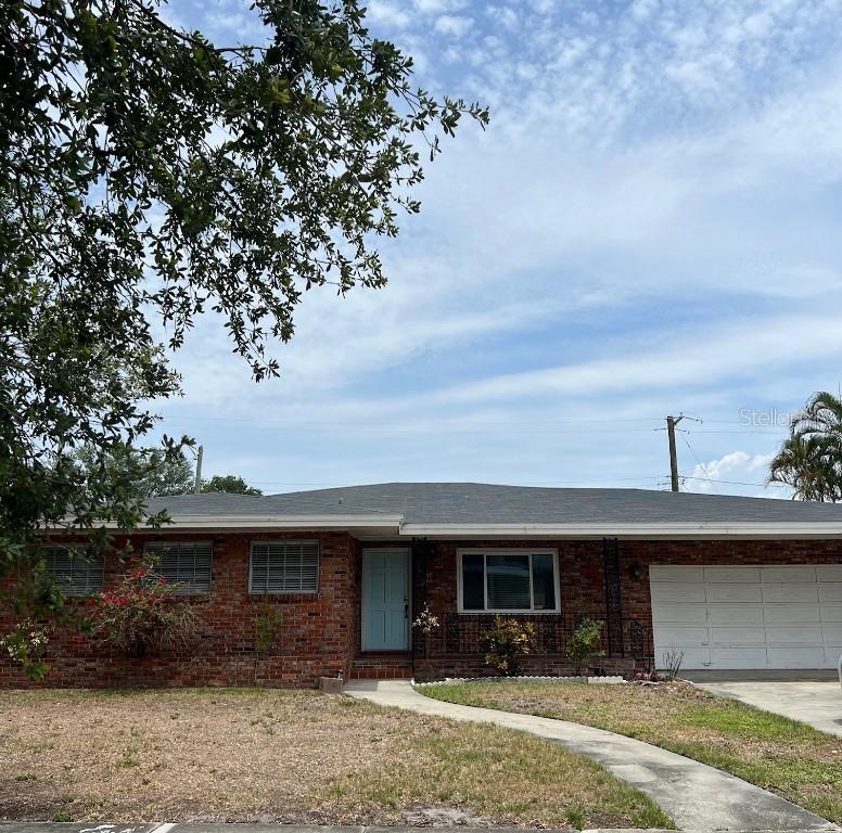 627 E Davis Blvd., Tampa, FL 33606