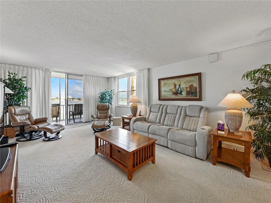 7665 Sun Island Dr. #307, South Pasadena, FL 33707