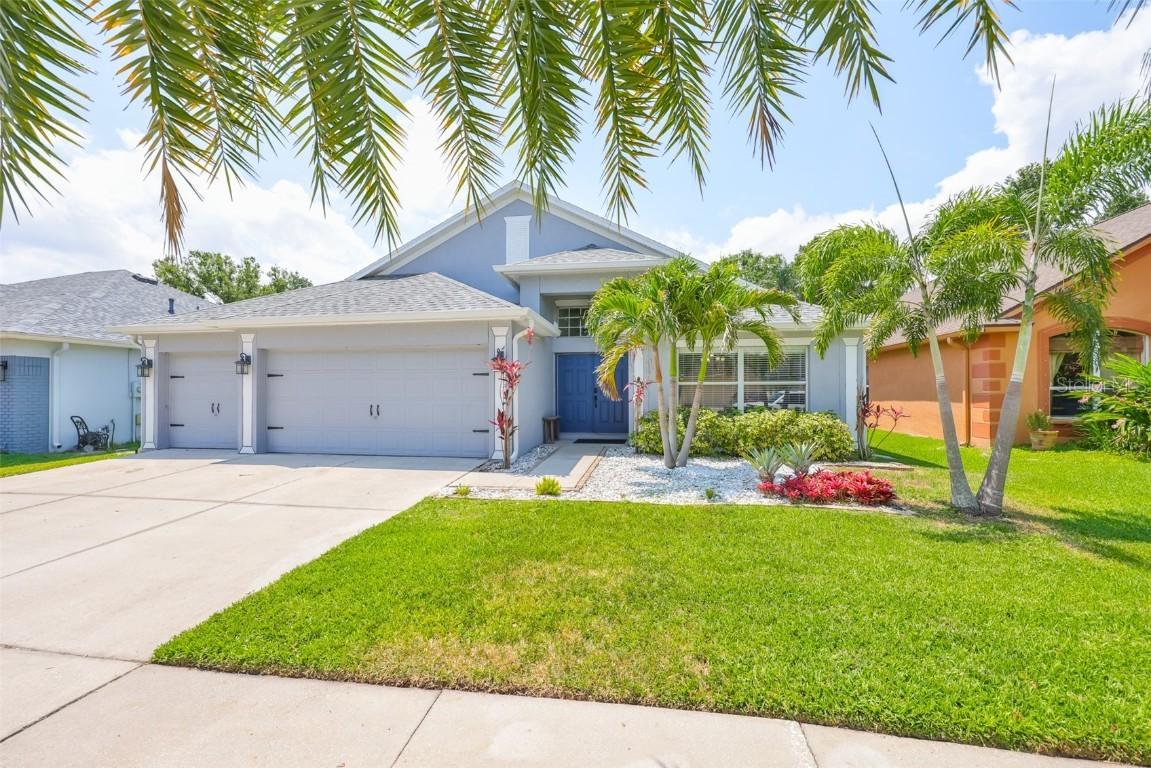 7657 Nottinghill Sky Dr., Apollo Beach, FL 33572