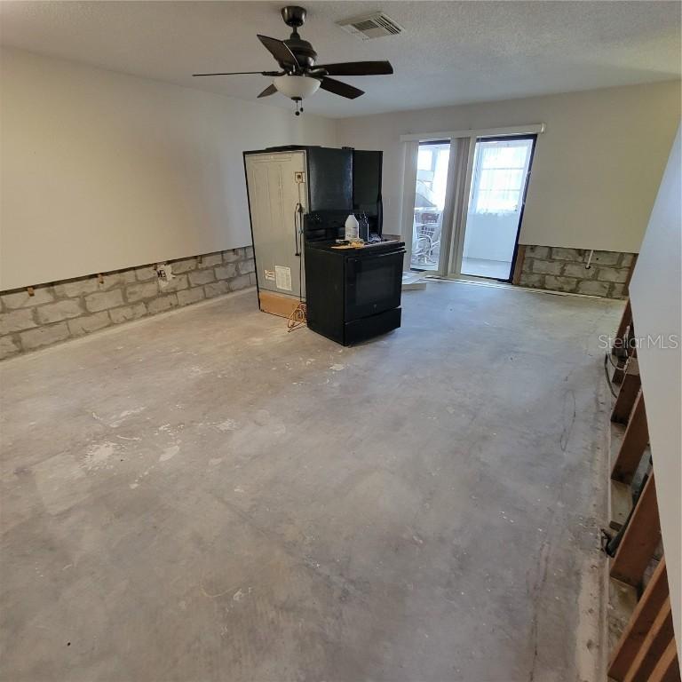 1234 11th Cir., Largo, FL 33771