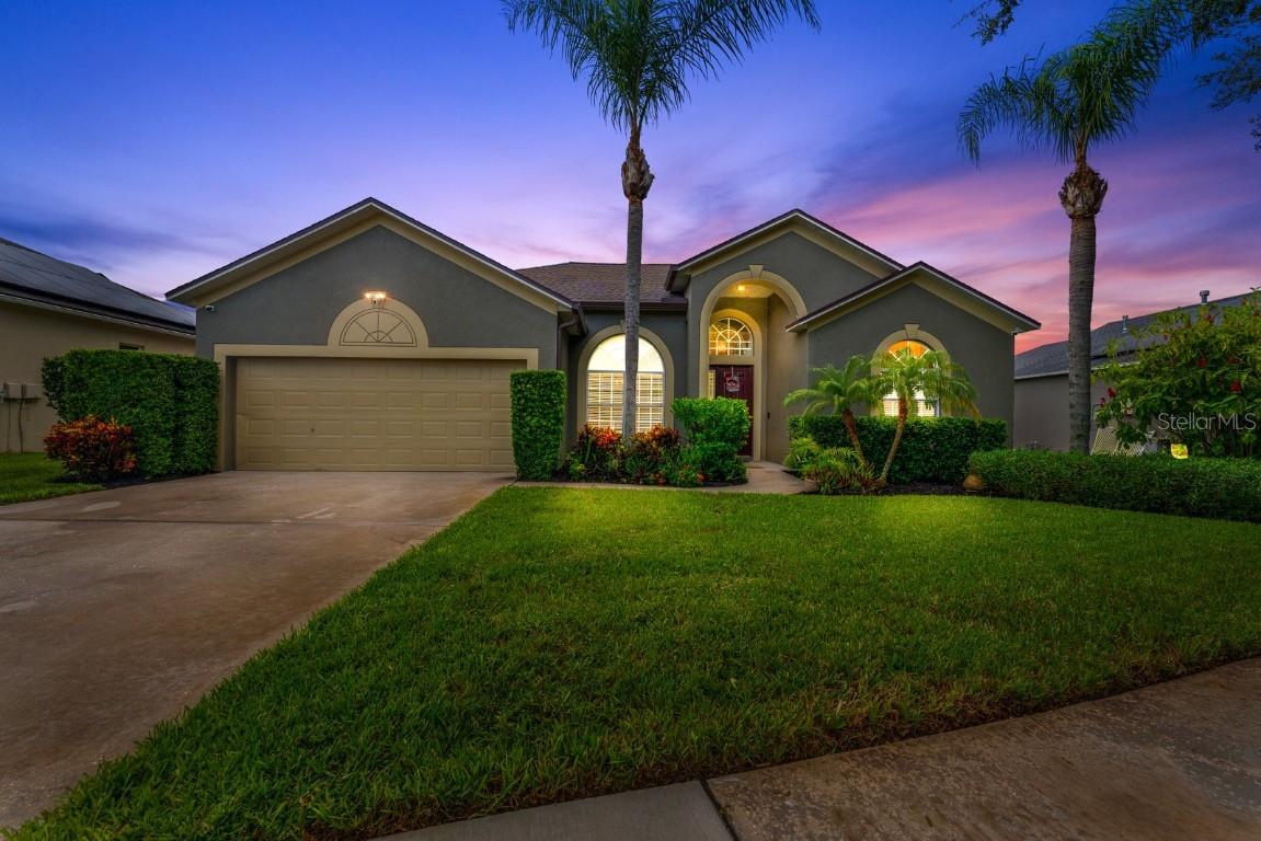2808 Abbey Grove Dr., Valrico, FL 33594