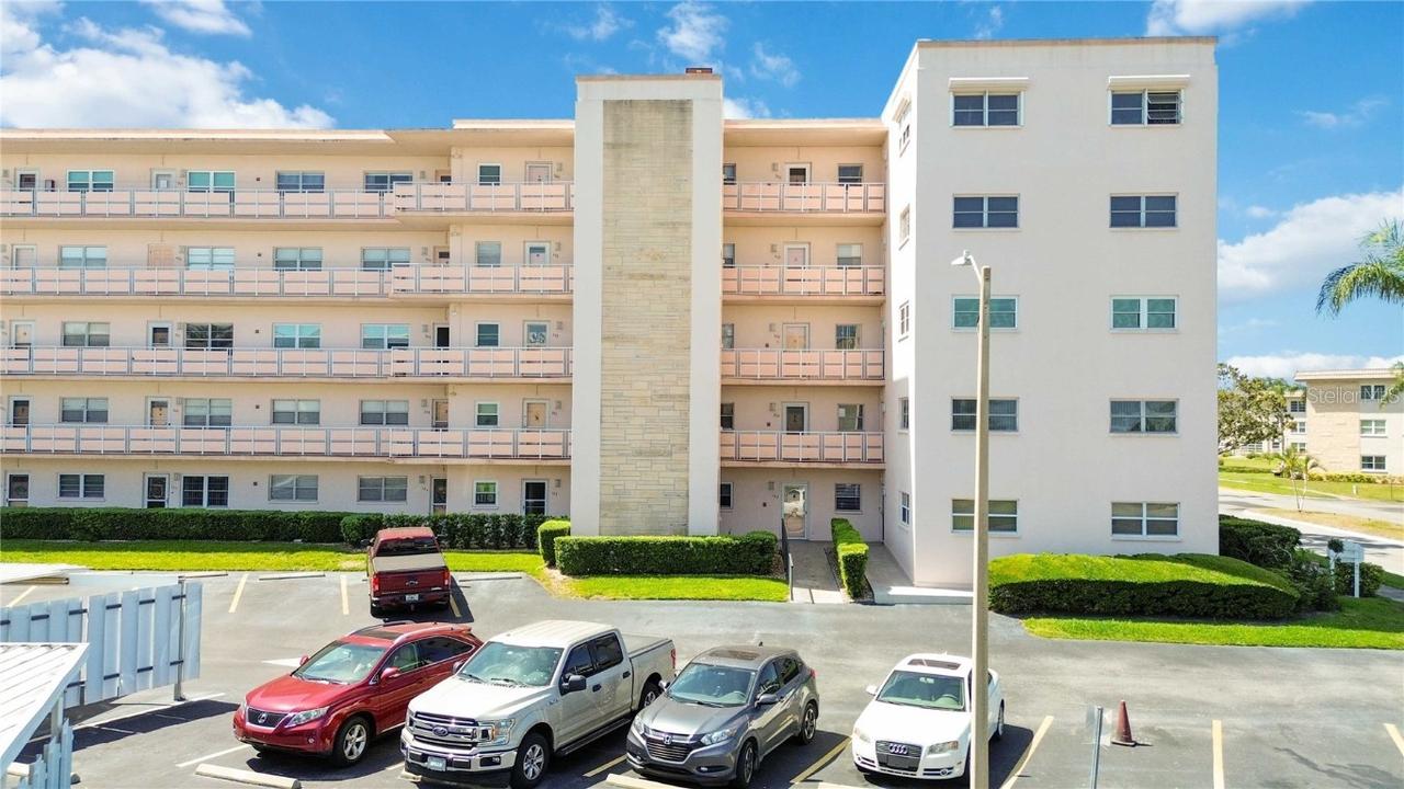 5623 80th St. #202, St Petersburg, FL 33709