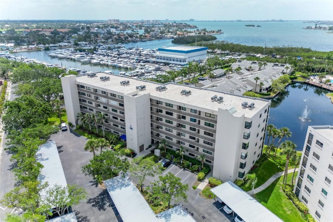 1316 Pasadena Ave. #303, South Pasadena, FL 33707