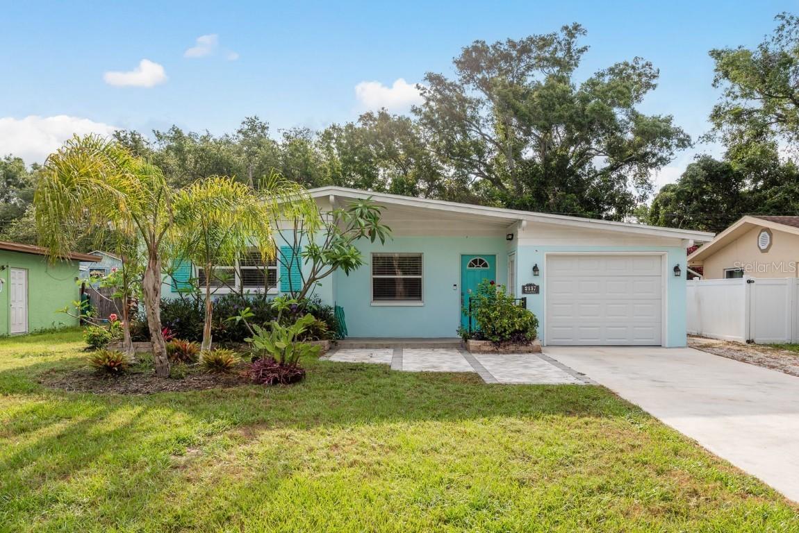 2137 Victoria Dr., Clearwater, FL 33763