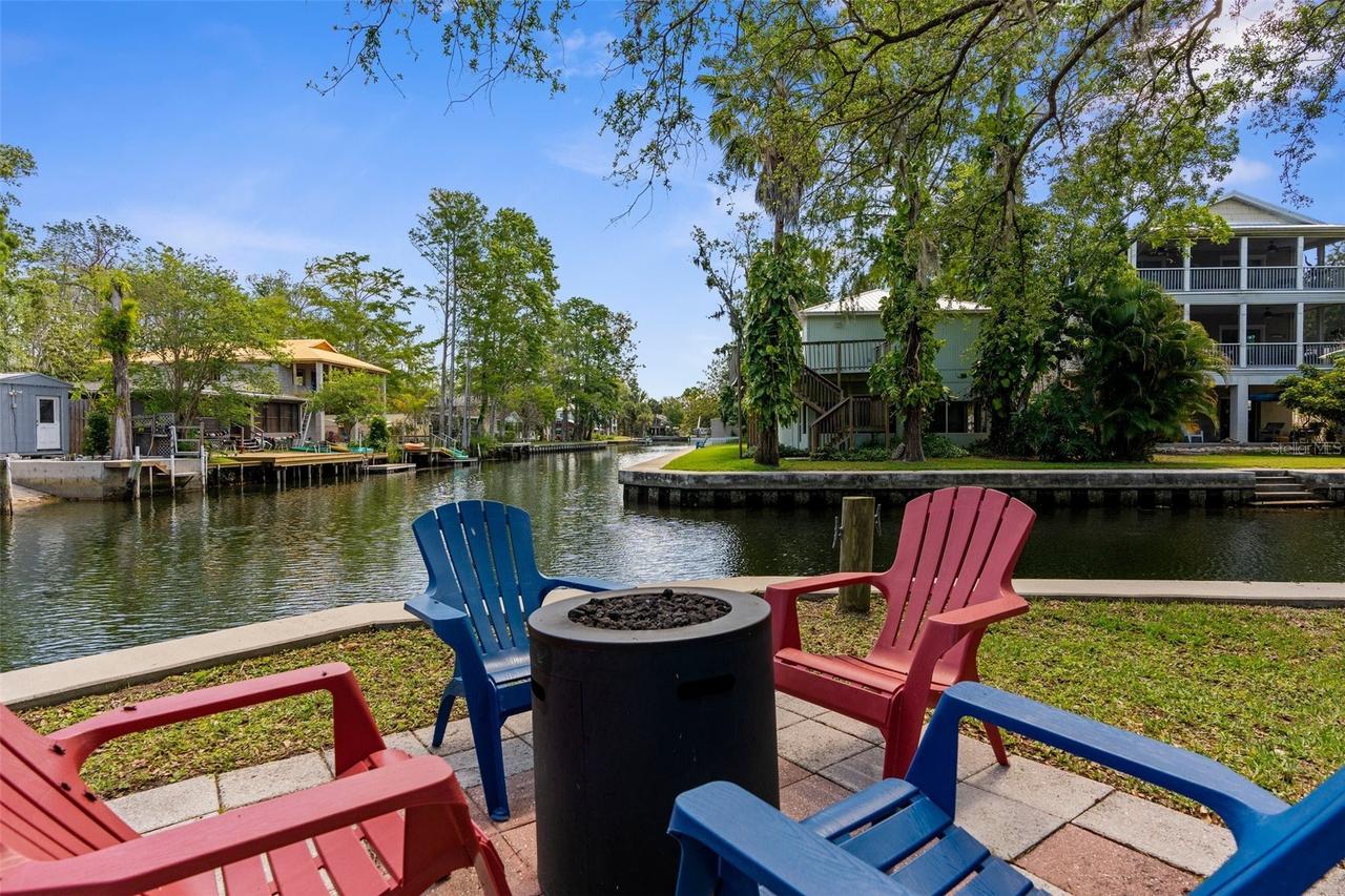 5421 Gay St., Weeki Wachee, FL 34607