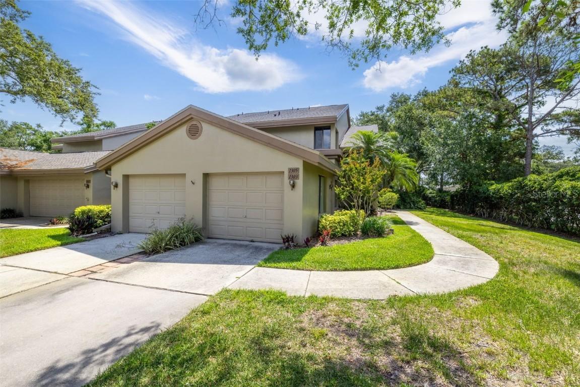3066 Landmark Blvd. #1305, Palm Harbor, FL 34684
