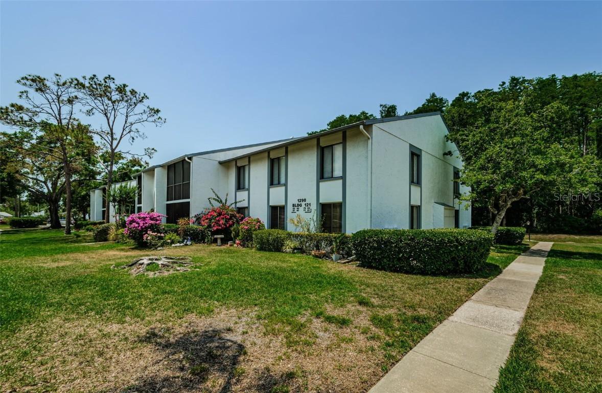 1290 Pine Ridge Cir. #G1, Tarpon Springs, FL 34688