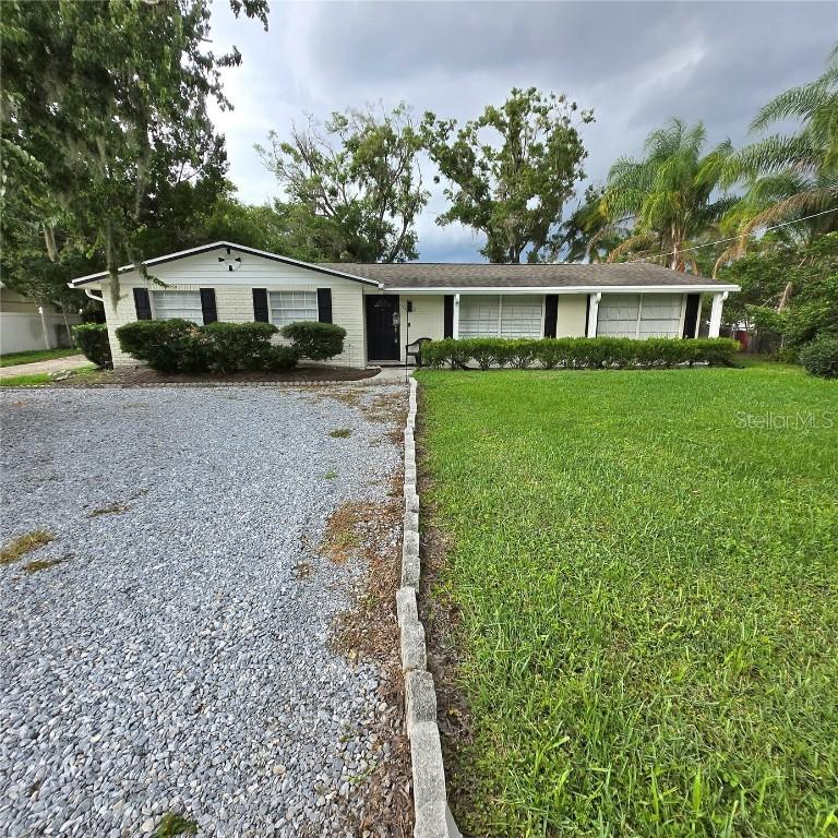 1412 Sunset Ln., Lutz, FL 33549