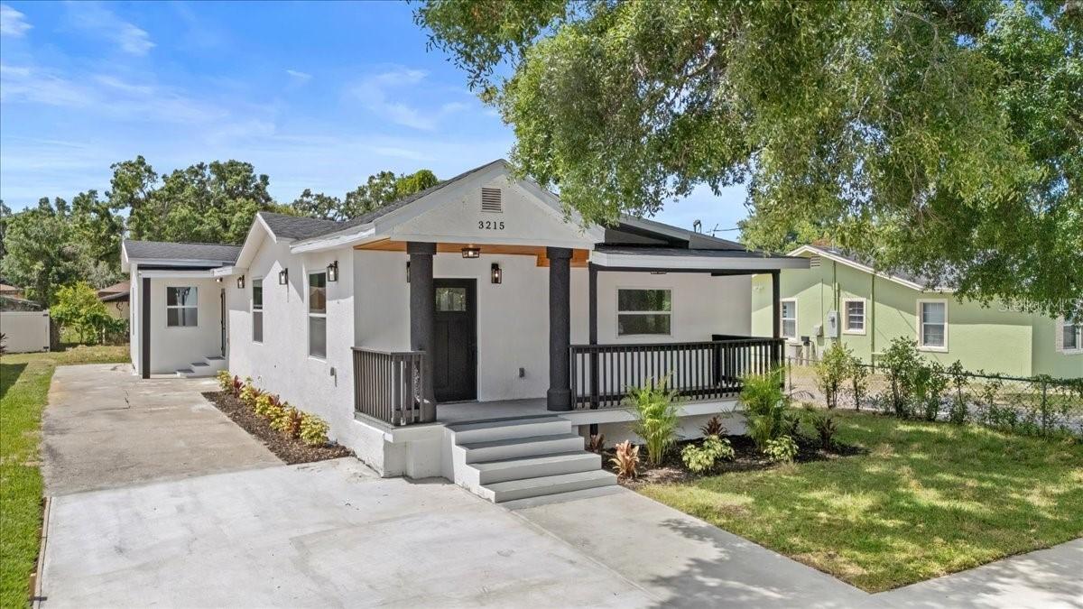 3215 E Powhatan Ave., Tampa, FL 33610