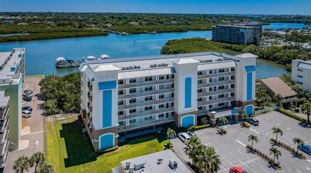 19519 Gulf Blvd. #203, Indian Shores, FL 33785