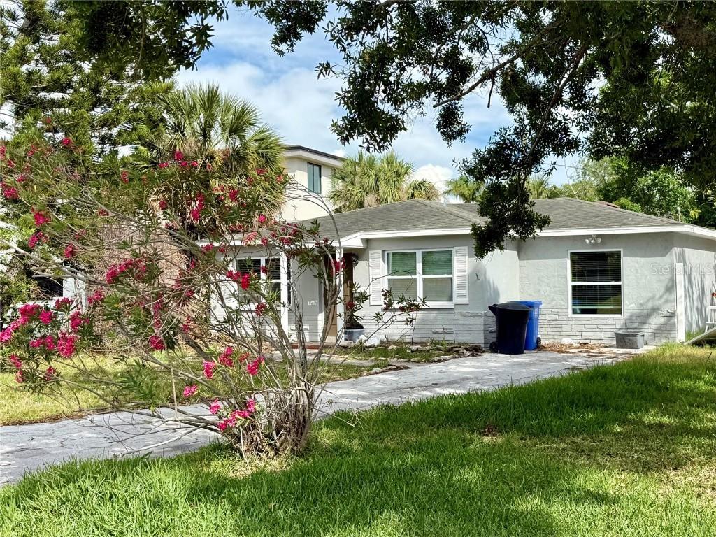 1910 New Hampshire Ave., St Petersburg, FL 33703