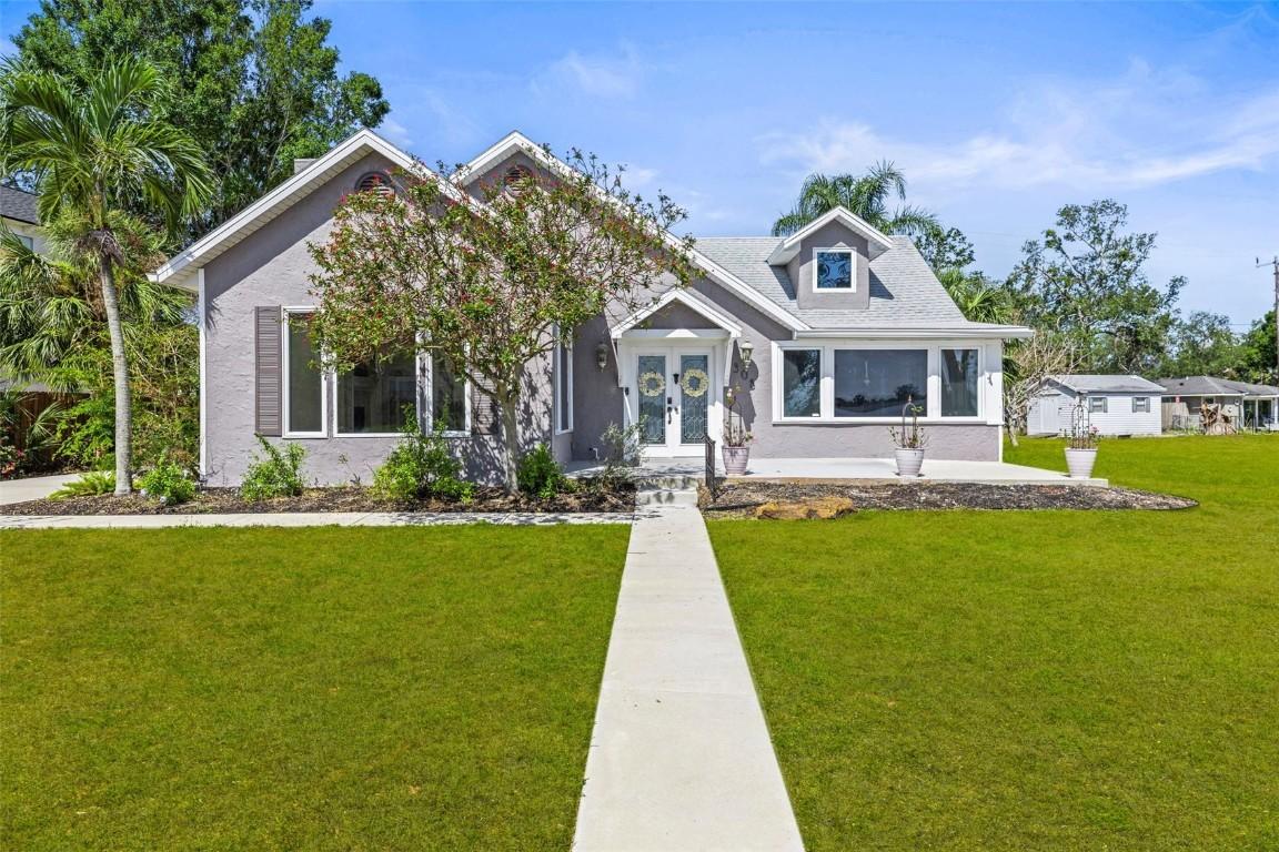 308 Chauncey Ave., Bradenton, FL 34208