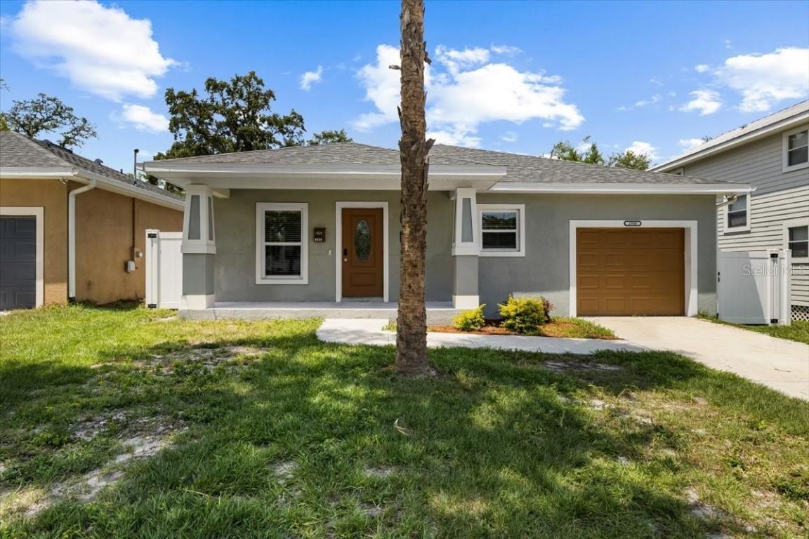 2906 E Columbus Dr., Tampa, FL 33605