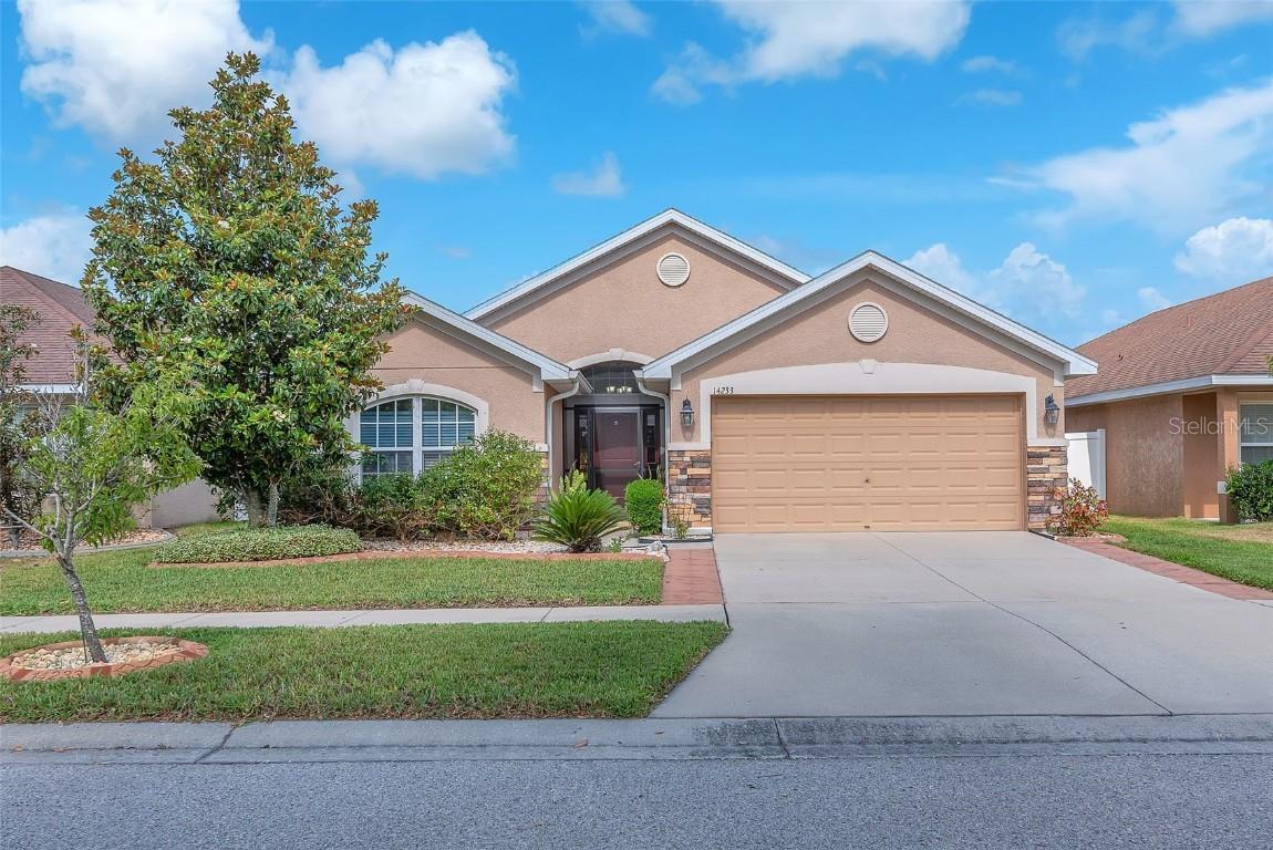 14233 Edinburgh Moor Dr., Wimauma, FL 33598