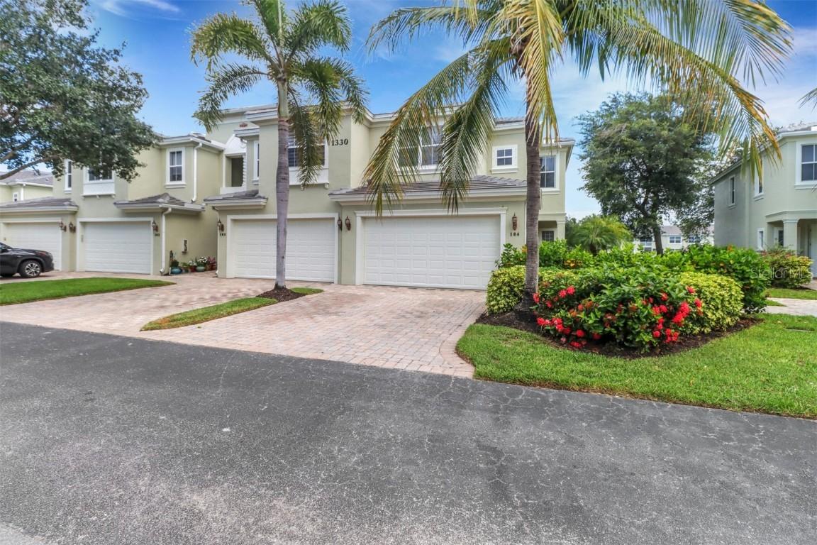 1330 Mariposa Cir. #104, Naples, FL 34105