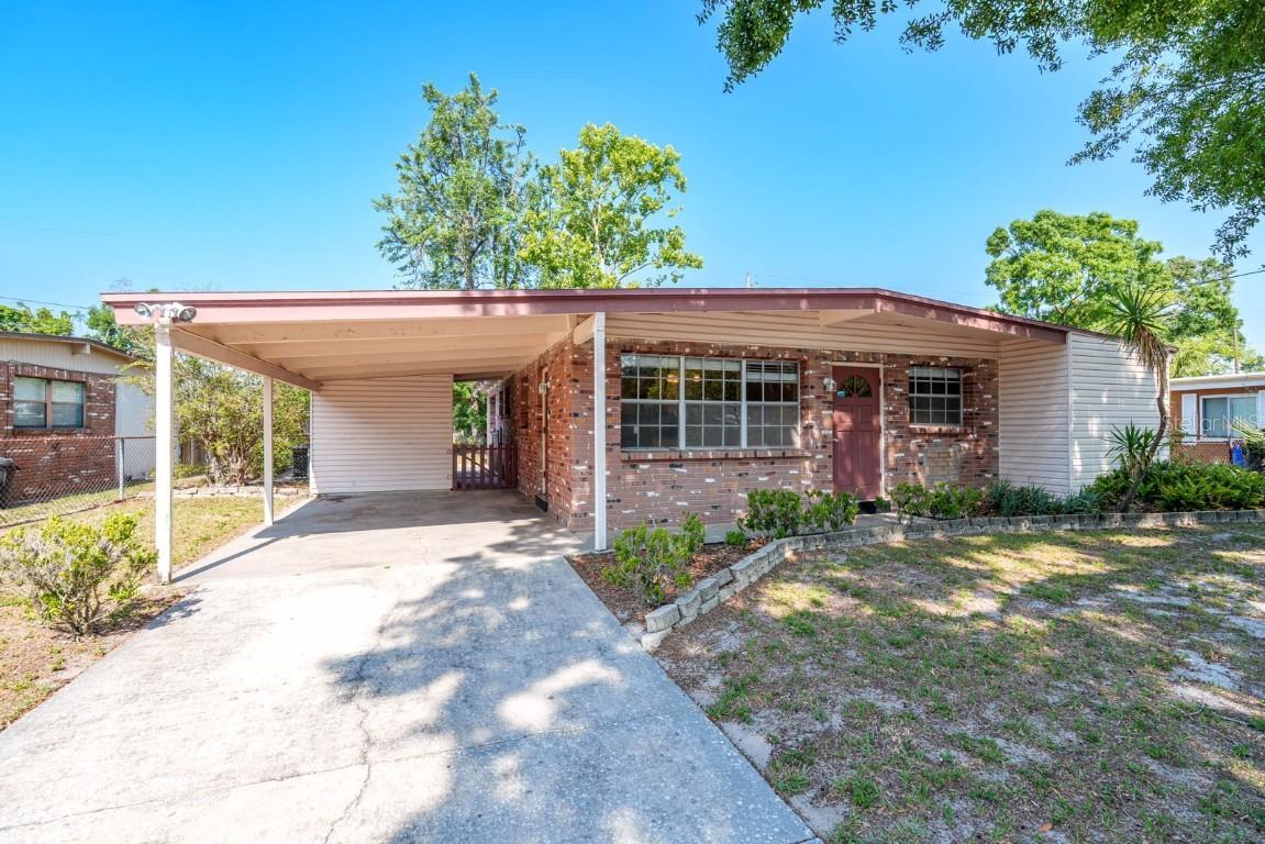 2003 Waikiki Way, Tampa, FL 33619