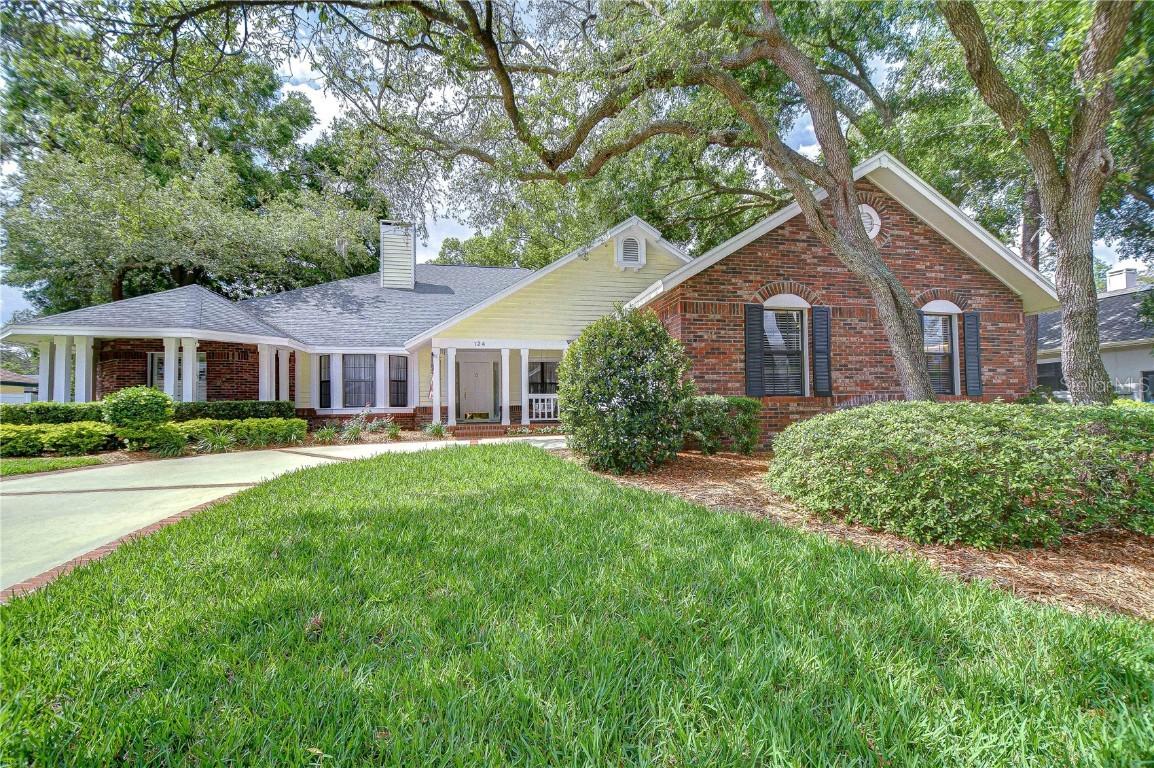 124 Barrington Dr., Brandon, FL 33511