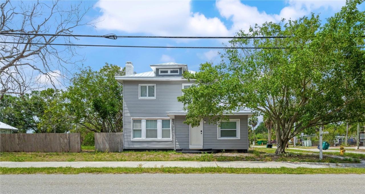 2700 10th St., Palmetto, FL 34221