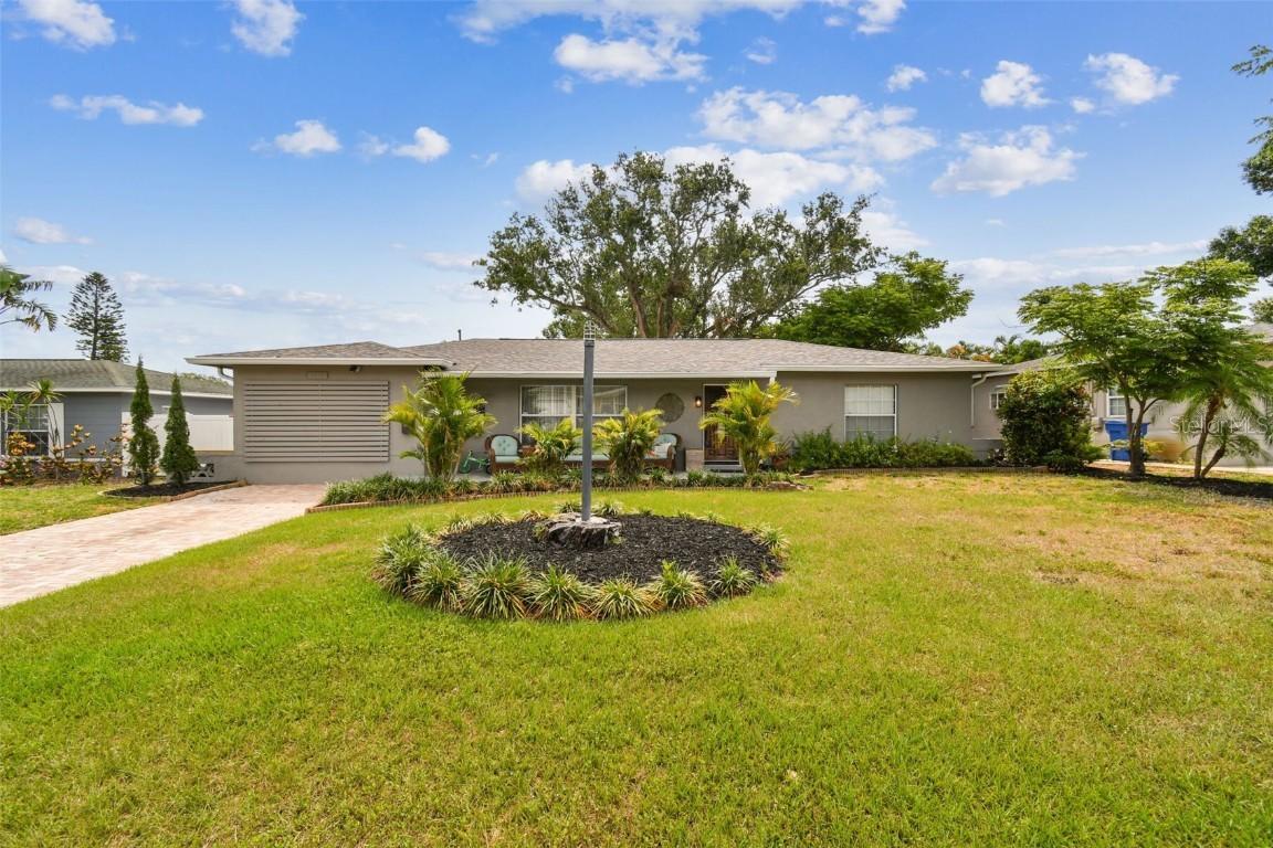 5245 18th St., St Petersburg, FL 33714