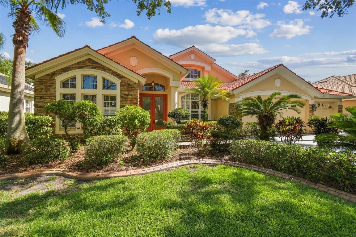 10229 Waterside Oaks Dr., Tampa, FL 33647