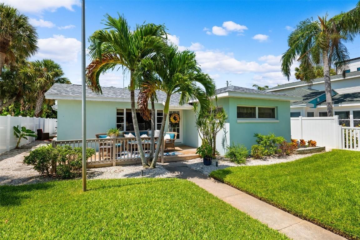 106 13th Ave., St Pete Beach, FL 33706