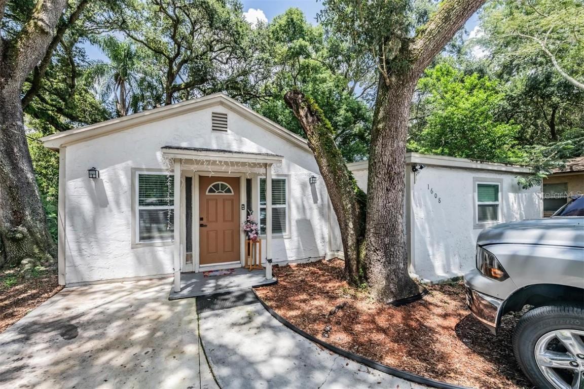 1608 E Linden Ave., Tampa, FL 33604