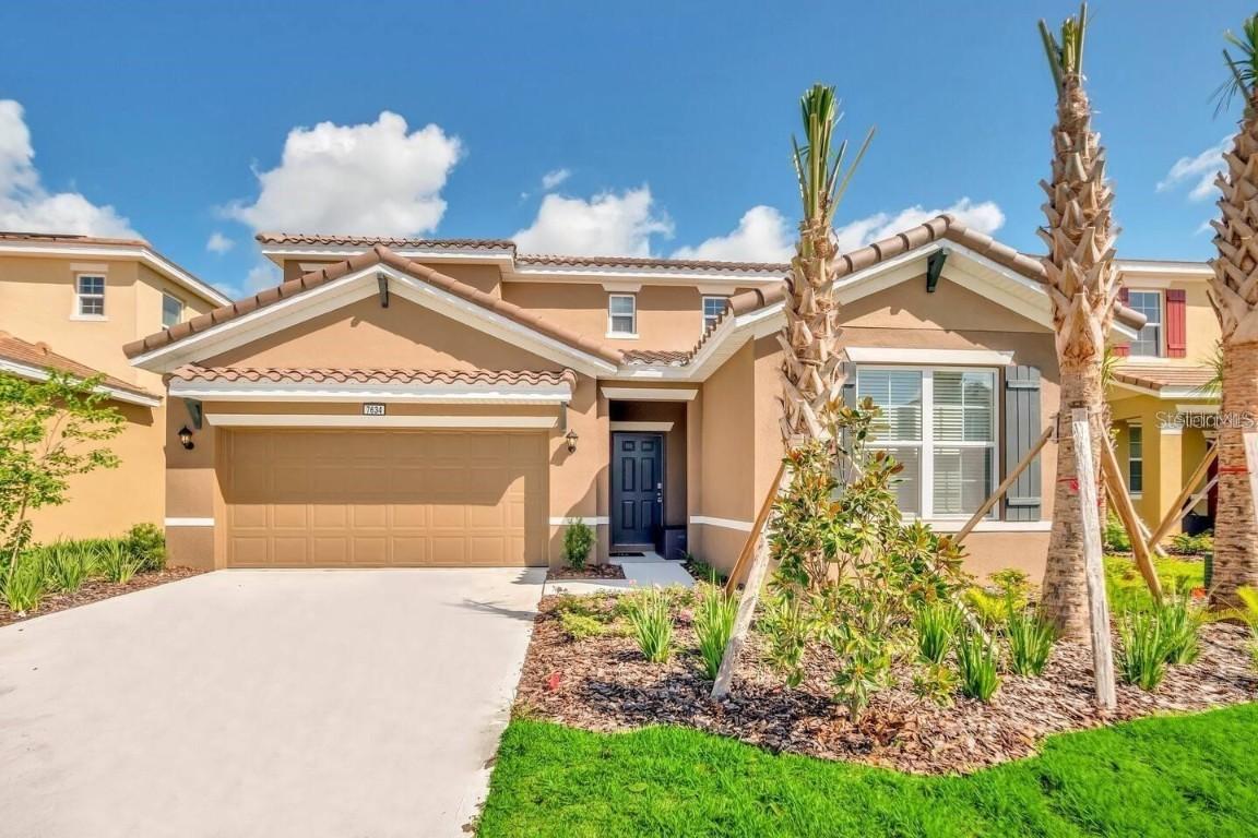7634 Oakmoss Loop, Davenport, FL 33837